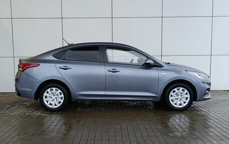 Hyundai Solaris II рестайлинг, 2017 год, 1 050 000 рублей, 5 фотография