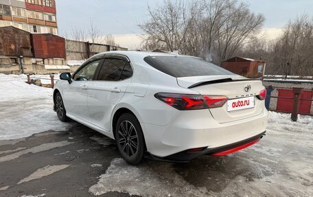 Toyota Camry, 2018 год, 2 650 000 рублей, 8 фотография