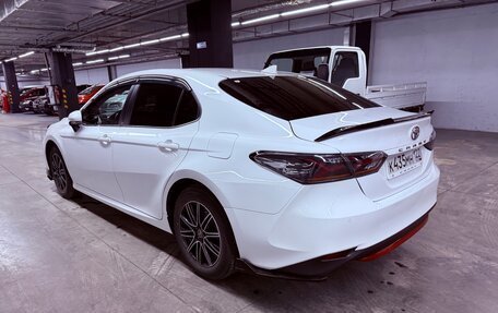 Toyota Camry, 2018 год, 2 650 000 рублей, 9 фотография