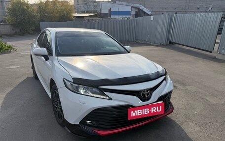 Toyota Camry, 2018 год, 2 650 000 рублей, 13 фотография