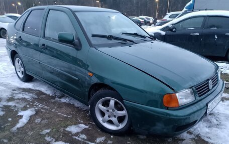Volkswagen Polo III рестайлинг, 1999 год, 80 000 рублей, 2 фотография