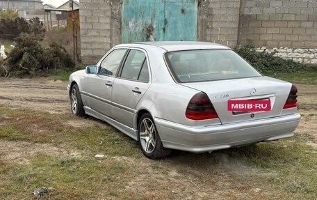 Mercedes-Benz C-Класс, 1994 год, 265 000 рублей, 5 фотография