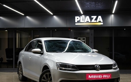 Volkswagen Jetta VI, 2014 год, 1 199 000 рублей, 2 фотография