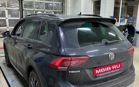 Volkswagen Tiguan II, 2020 год, 2 980 000 рублей, 3 фотография