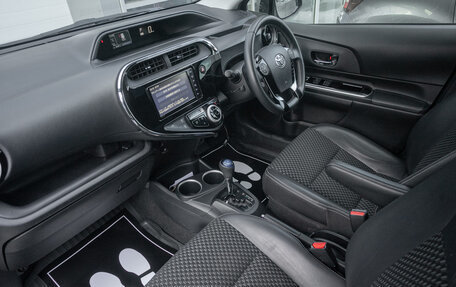 Toyota Aqua I, 2018 год, 1 298 000 рублей, 20 фотография