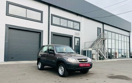 Chevrolet Niva I рестайлинг, 2016 год, 809 000 рублей, 8 фотография