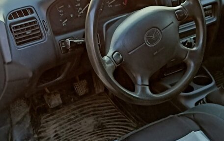 Mazda 323, 1998 год, 180 000 рублей, 5 фотография