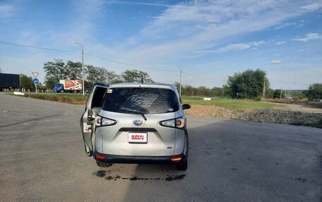 Toyota Sienta II, 2017 год, 1 100 000 рублей, 5 фотография