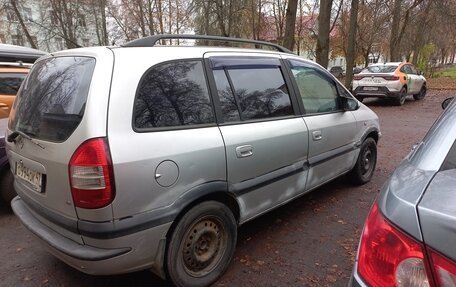 Opel Zafira A рестайлинг, 2004 год, 180 000 рублей, 2 фотография