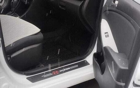 Hyundai Solaris II рестайлинг, 2014 год, 850 000 рублей, 8 фотография