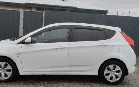 Hyundai Solaris II рестайлинг, 2014 год, 850 000 рублей, 4 фотография