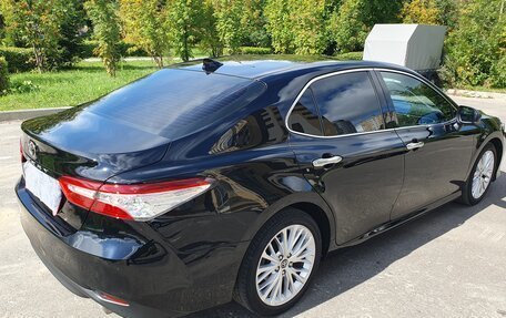 Toyota Camry, 2019 год, 2 900 000 рублей, 2 фотография