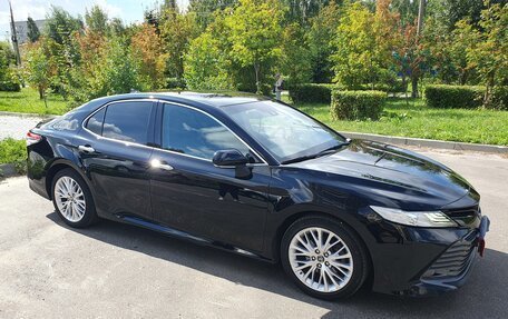 Toyota Camry, 2019 год, 2 900 000 рублей, 5 фотография