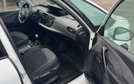 Citroen C4 Picasso II рестайлинг, 2017 год, 560 000 рублей, 10 фотография