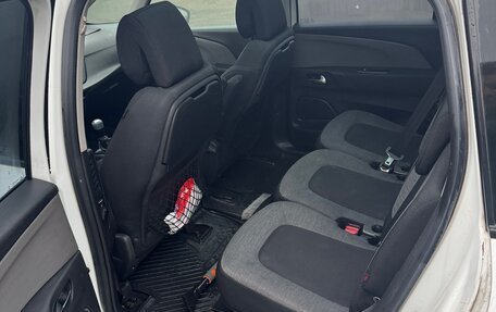 Citroen C4 Picasso II рестайлинг, 2017 год, 560 000 рублей, 13 фотография