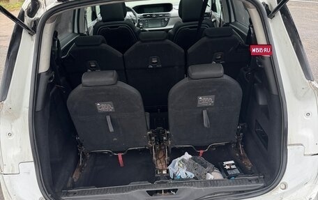 Citroen C4 Picasso II рестайлинг, 2017 год, 560 000 рублей, 12 фотография