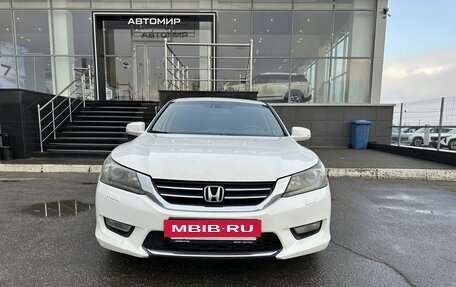 Honda Accord IX рестайлинг, 2013 год, 1 650 000 рублей, 2 фотография