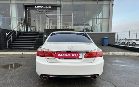 Honda Accord IX рестайлинг, 2013 год, 1 650 000 рублей, 6 фотография