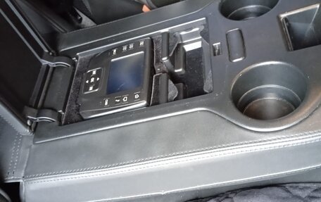 Land Rover Range Rover III, 2012 год, 2 300 000 рублей, 20 фотография