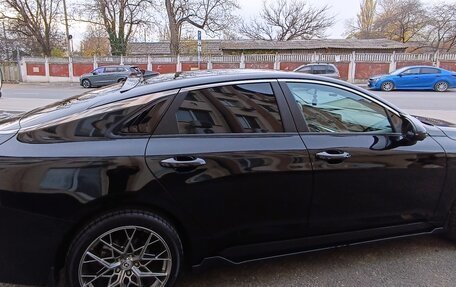 KIA K5, 2021 год, 2 750 000 рублей, 24 фотография