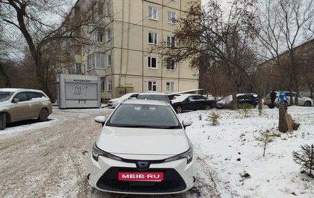 Toyota Corolla, 2019 год, 1 850 000 рублей, 3 фотография