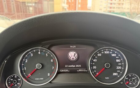 Volkswagen Touareg III, 2017 год, 4 550 000 рублей, 14 фотография