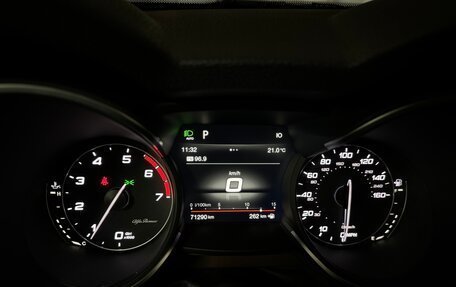 Alfa Romeo Stelvio, 2019 год, 2 850 000 рублей, 10 фотография