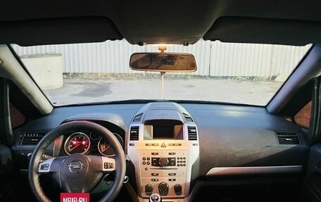 Opel Zafira B, 2010 год, 510 000 рублей, 15 фотография