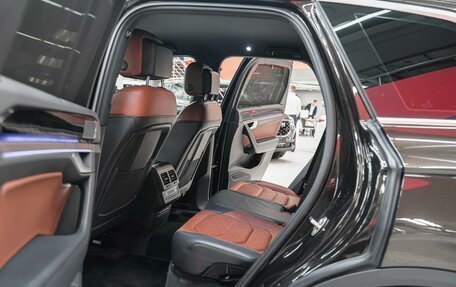 Volkswagen Touareg III, 2018 год, 3 999 000 рублей, 7 фотография