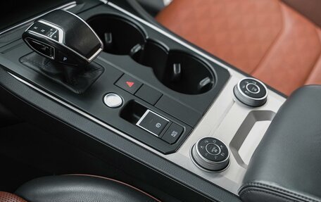 Volkswagen Touareg III, 2018 год, 3 999 000 рублей, 13 фотография