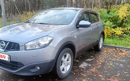 Nissan Qashqai, 2011 год, 1 060 000 рублей, 2 фотография