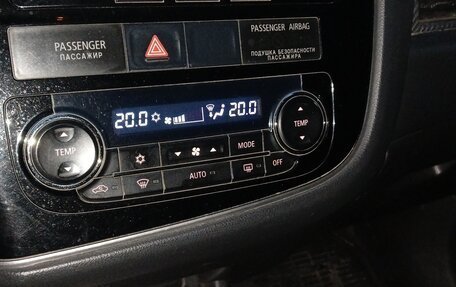 Mitsubishi Outlander III рестайлинг 3, 2012 год, 1 220 000 рублей, 8 фотография