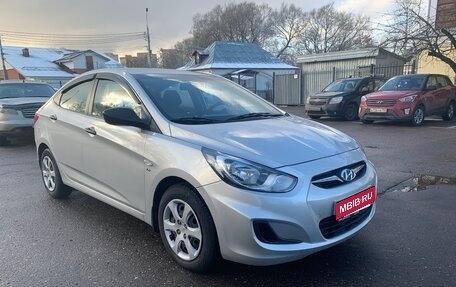 Hyundai Solaris II рестайлинг, 2014 год, 1 350 000 рублей, 2 фотография