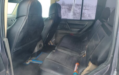 Mitsubishi Pajero III рестайлинг, 2000 год, 350 000 рублей, 11 фотография