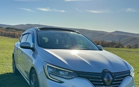 Renault Megane IV, 2017 год, 1 690 000 рублей, 2 фотография