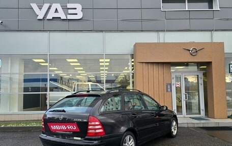 Mercedes-Benz C-Класс, 2004 год, 590 000 рублей, 4 фотография