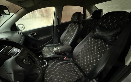 Volkswagen Polo VI (EU Market), 2011 год, 385 000 рублей, 12 фотография