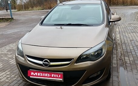 Opel Astra J, 2014 год, 1 000 000 рублей, 3 фотография