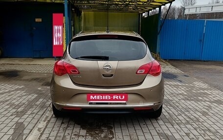 Opel Astra J, 2014 год, 1 000 000 рублей, 5 фотография