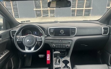 KIA Sportage IV рестайлинг, 2020 год, 1 800 000 рублей, 4 фотография