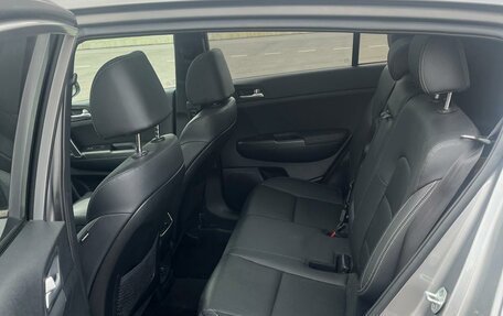 KIA Sportage IV рестайлинг, 2020 год, 1 800 000 рублей, 11 фотография