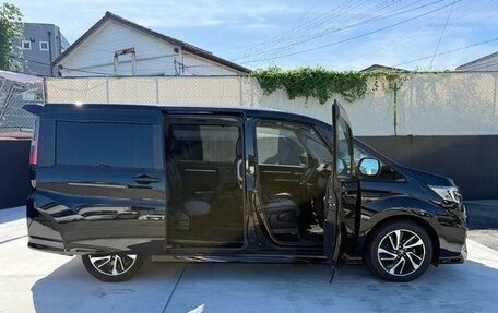 Honda Stepwgn IV, 2022 год, 1 700 998 рублей, 8 фотография