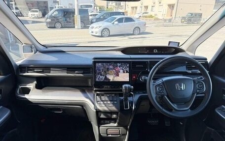 Honda Stepwgn IV, 2022 год, 1 700 998 рублей, 15 фотография