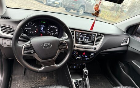 Hyundai Solaris II рестайлинг, 2019 год, 1 320 000 рублей, 13 фотография