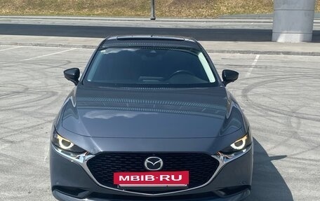 Mazda 3, 2022 год, 2 800 000 рублей, 7 фотография