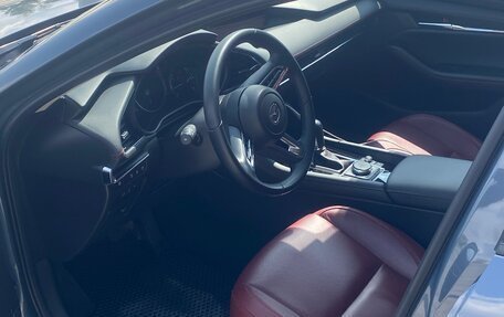 Mazda 3, 2022 год, 2 800 000 рублей, 21 фотография