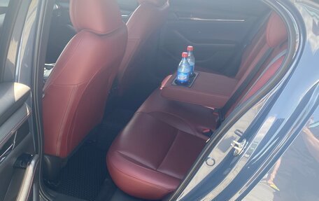 Mazda 3, 2022 год, 2 800 000 рублей, 31 фотография
