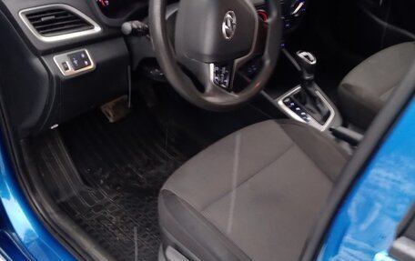 Hyundai Solaris II рестайлинг, 2017 год, 1 300 000 рублей, 3 фотография