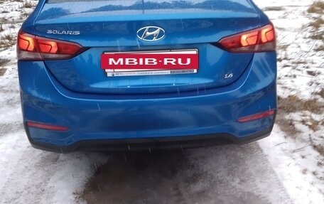 Hyundai Solaris II рестайлинг, 2017 год, 1 300 000 рублей, 10 фотография