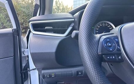 Toyota Corolla, 2021 год, 1 750 000 рублей, 10 фотография